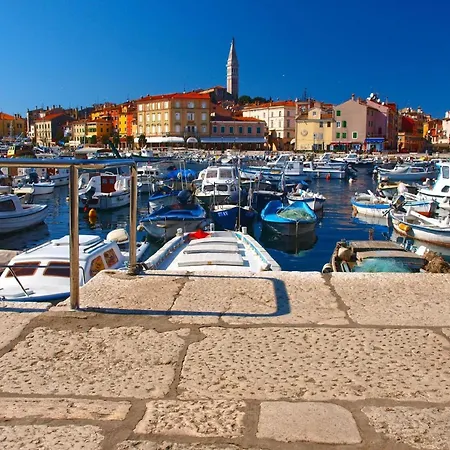 Fuer 2 Personen Ca 25 Qm In Rovinj, Istrien Istrische Riviera Apartamento *