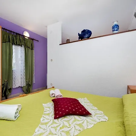 Fuer 2 Personen Ca 25 Qm In Rovinj, Istrien Istrische Riviera Apartment *