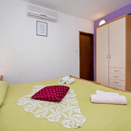 Apartment Fuer 2 Personen Ca 25 Qm In Rovinj, Istrien Istrische Riviera *