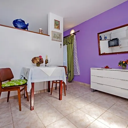 Fuer 2 Personen Ca 25 Qm In Rovinj, Istrien Istrische Riviera Apartment Rovinj
