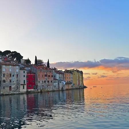 Fuer 2 Personen Ca 25 Qm In Rovinj, Istrien Istrische Riviera Apartment *